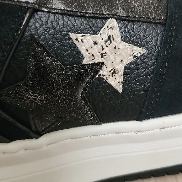 Michael Kors Black Lexi Embellished Mixed-Media Sneaker Women's 8.5 NIB - Picture 12 of 16